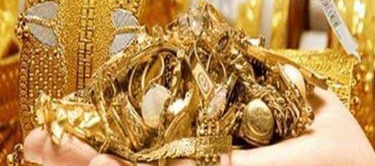 పసిడి ప్రియులకు ఝలక్.. వెండి మాత్రం..!!