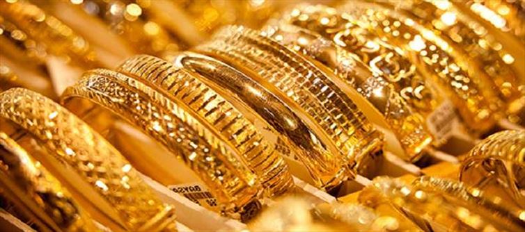 దిగొస్తున్న పుత్తడి ధర.. అదే దారిలో వెండి..!