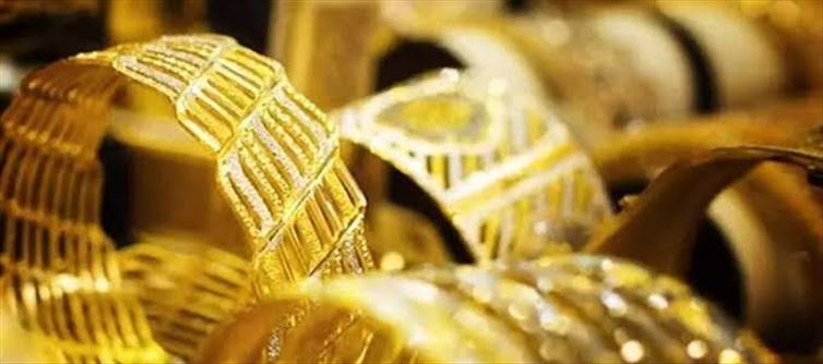 పసిడి ప్రియులకు బంఫర్ ఆఫర్ భారీగా తగ్గిన బంగారం ధరలు..