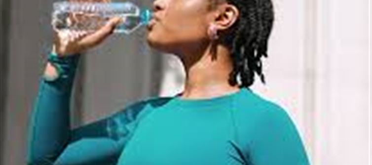 2, 4 or 6... How many liters of water does our body need?