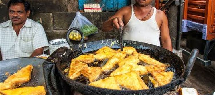 Concerns Over Street Food Safety: Hygiene and Quality.!