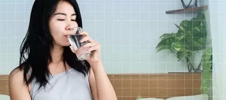 What Happens If You Don't Drink Water In Empty Stomach?