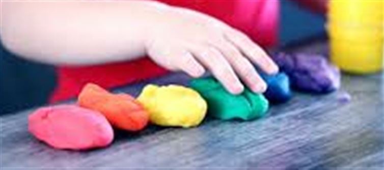 15 Fine Attractive Sports And Board Games For Children Underneath 10