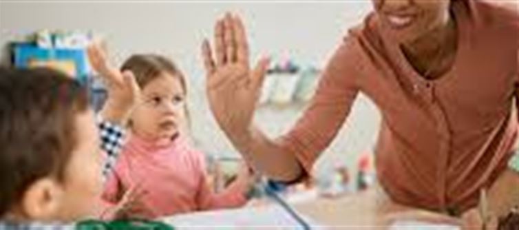 Using positive attention to guide children towards positive behavior!