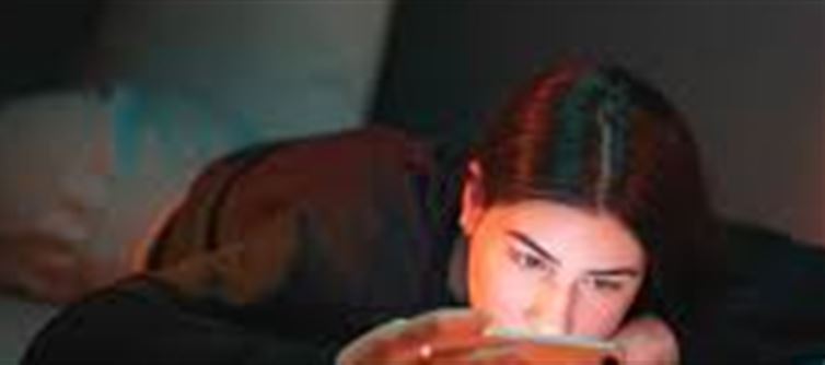 Less sleep...more stress, is screen addiction making teenagers sick?