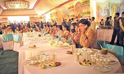 مسلمانوں کی دعوتوں میں اسراف