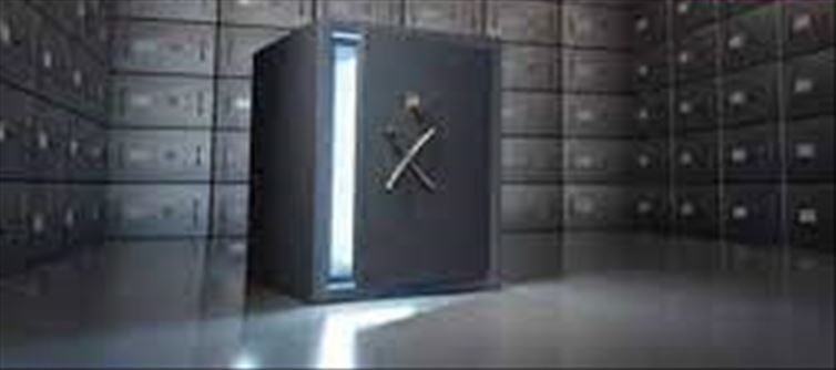 Bank lockers are closed in a hurry!?