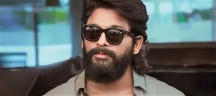 అదిరిపోయే రేంజ్ హిట్ కొట్టాడు.. కానీ బన్నీ ఫుల్ కన్ఫ్యూజన్లో ఉన్నాడా..?