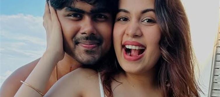 ഡാഡിയുടെ ബർത്ത് ഡേ അറിഞ്ഞെന്നാണ് തോന്നുന്നത്; ബാലി ദ്വീപിൽ സർപ്രൈസുമായി ദിയ കൃഷ്ണ!