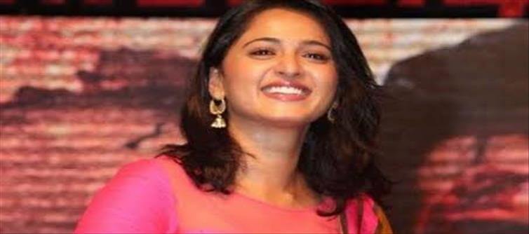 కోలీవుడ్ స్టార్ డైరెక్టర్ సినిమాలో నటించనున్న అనుష్క..?