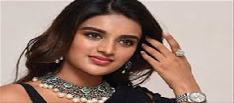 రాజా సాబ్ స్టోరీ లీవ్ చేసిన హీరోయిన్?