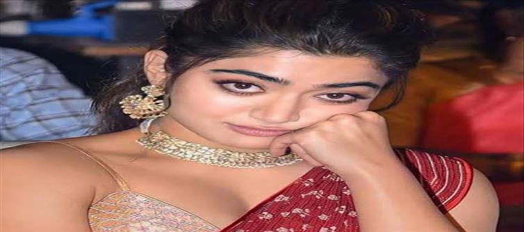 ఇంకా పుష్ప-2 సెట్స్ పైకి రానీ రష్మిక మందన్న... కారణం..!!