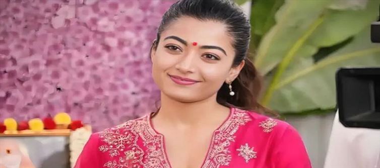 ఆ ఒక్క సినిమా నా కెరీర్ నే మార్చేసింది.. రష్మిక ఇంట్రెస్టింగ్ కామెంట్స్..!!