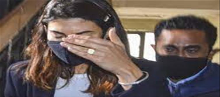 200 crore fraud case..! Actress Jacqueline Fernandez accused..!?