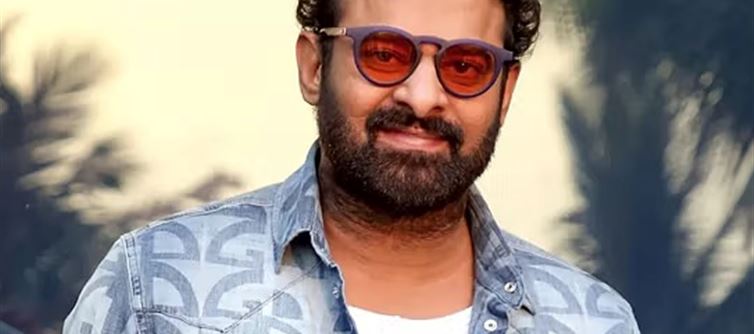 పాన్ ఇండియా హీరో ప్రభాస్ కేర్ ఆఫ్ ఇటలీ .. సమ్మర్ దెబ్బ అదిరిందిగా..