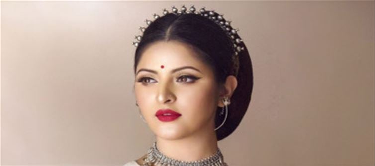 পরীমণি বললেন ‘আইন সবার ওপরে’!