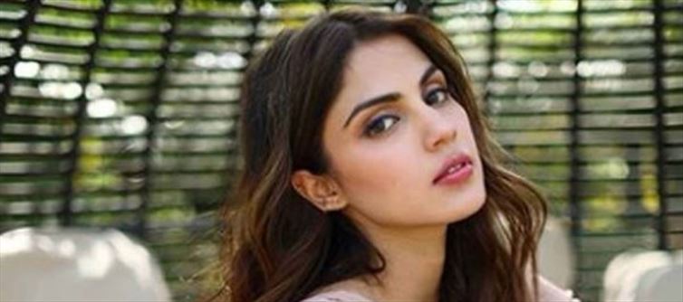 জেল থেকে বেরিয়ে কী পদক্ষেপ করলেন রিয়া ?