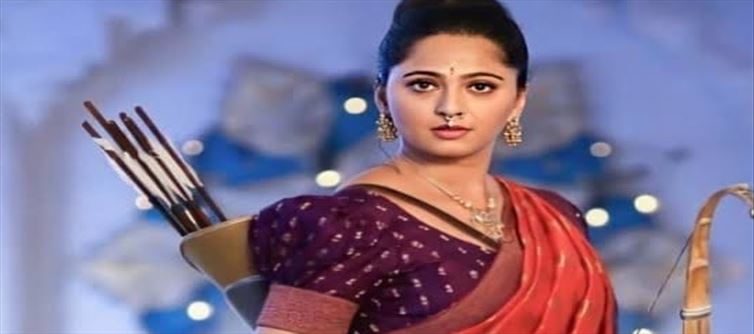 దేవసేన రెమ్యునరేషన్ లీక్.. బాహుబలి కోసం అనుష్క తీసుకున్న మొత్తం తెలిస్తే మైండ్ బ్లాంక్?