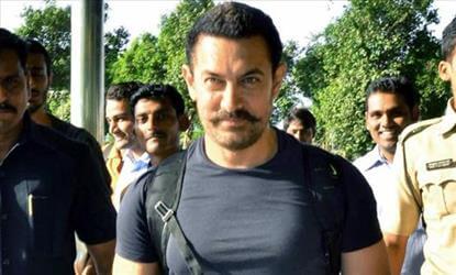 SHOCKING : Bollywood star walking 1000kms for losing weight!