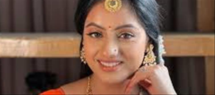 Deepika Singh got a blood clot in her eye