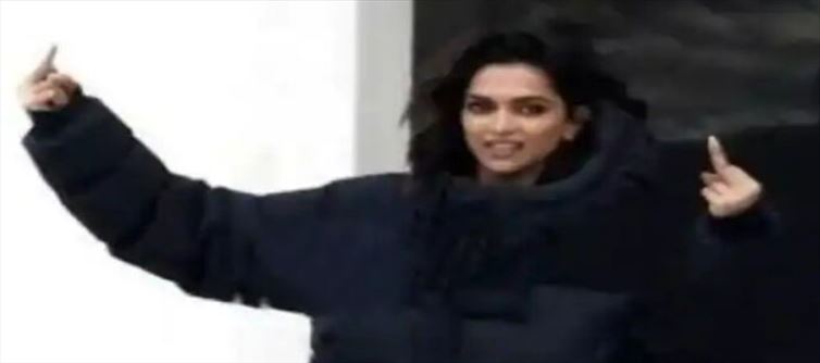 Why Deepika showing middle fingers....?