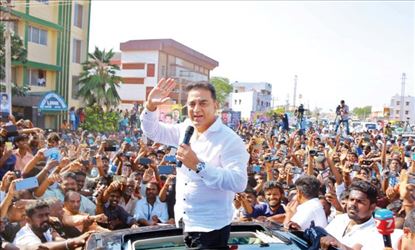 சூப்பர் பாடகரை சந்தித்த பிக் பாஸ்