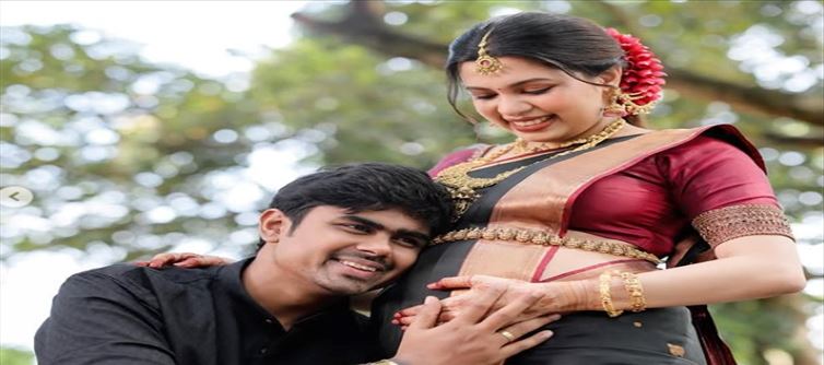 ഓസിയുടെ അഞ്ചാം മാസ ചടങ്ങ്‌; എല്ലാവരും ശ്രദ്ധിച്ച ആ കാര്യമെന്ത്?