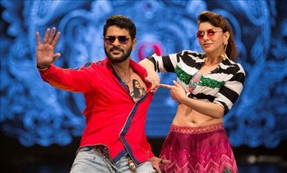 Decades in the Industry, Indian Jackson does it...!!