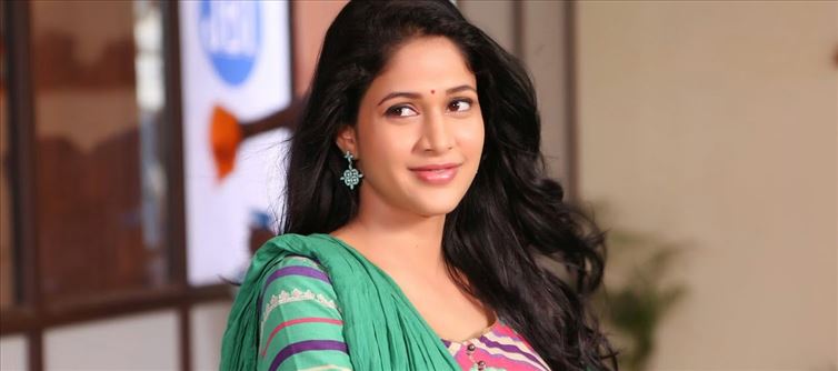 రెండున్నర గంటలు నాకు ఊపిరాడలేదు : లావణ్య త్రిపాఠి