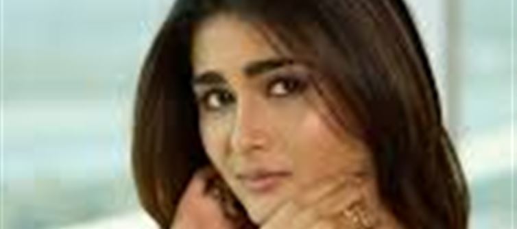 అర్జున్ రెడ్డి హీరోయిన్ షాకింగ్ కామెంట్స్
