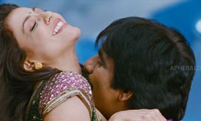 Kajal's miss with Ravi Teja!