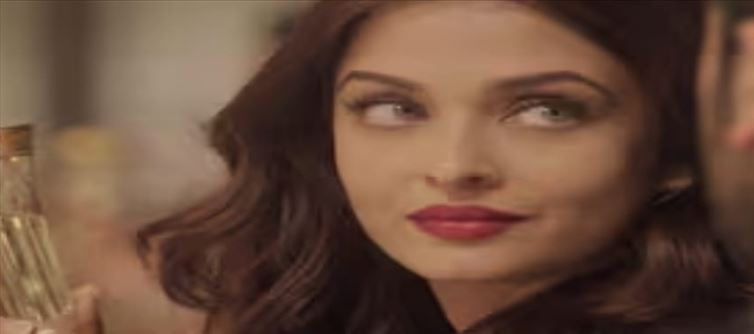 Karan Johar shared how Aishwarya's character was refreshing !!?