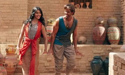 FABULOUS SCENES from Hrithik Roshan’s “Mohenjo Daro