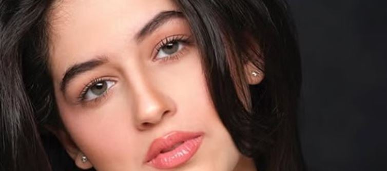 Netizens liked Naomika's look very much and her video started going viral on social media!!