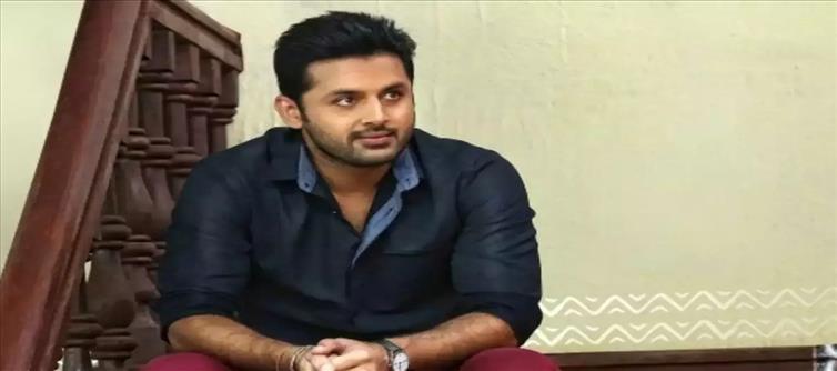 చిరంజీవి , పవన్ , మహేష్ అందుకోలేక పోయారు .. నితిన్ చేసి చూపించాడుగా.. అది ఏంటంటే..?