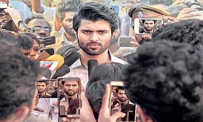 నోటా చుట్టూ బిగుస్తున్న వివాదాలు !