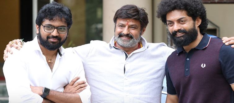 అలా చేసి మా మధ్య విభేదాలు లేవని క్లారిటీ ఇచ్చిన బాలకృష్ణ..!!