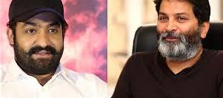 ఎన్టీఆర్కు - త్రివిక్రమ్కు అక్కడే చెడిందా... !