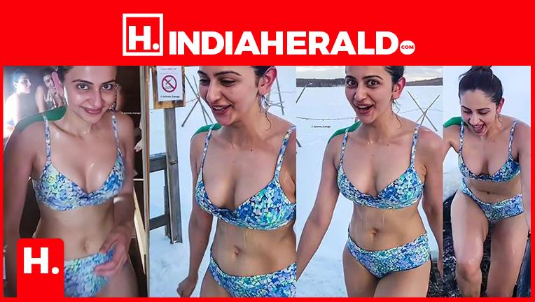 Cine Nati Rakul Sex Video - OMG Rakul Preet HAIRS EXPOSED in Bikini Panty - See These