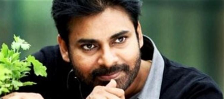 ఆ విషయంలో తన అభిమాని సినిమాను కూడా దాటలేకపోయినా పవన్.. మామూలు స్ట్రోక్ కాదు..?