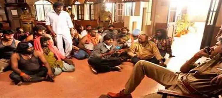 గబ్బర్ సింగ్ సినిమాలో.. అంత్యాక్షరి సీన్ ఆలోచన ఎవరిదో తెలుసా?