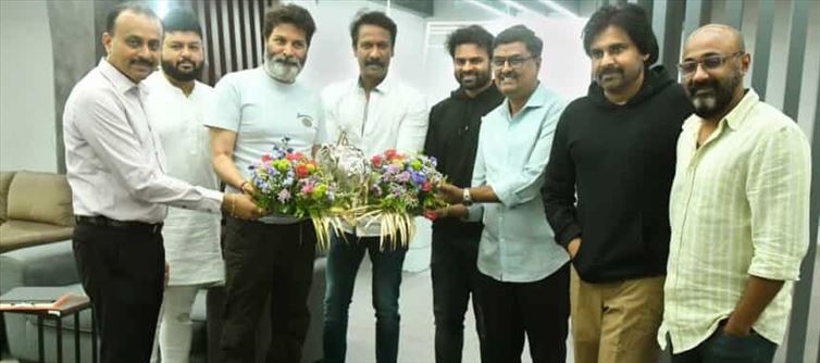 Pawan-Trivikram Keeping It Off For A Reason?