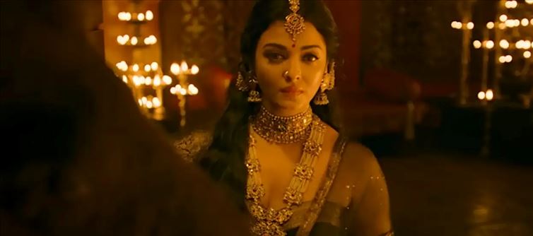 Ponniyin Selvan 2: Aishwarya Rai Bachchan looks ethereal