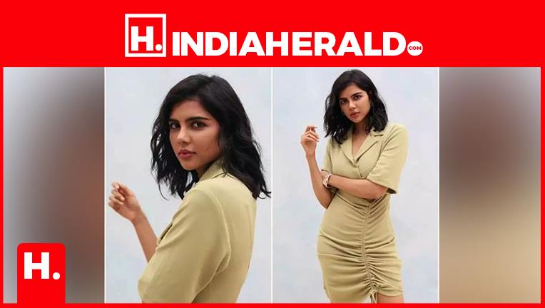 PRIVATE HOT N*DE Photos LEAKED - Actress SHOCKED