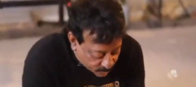 Ram Gopal Varma compared himself to a dog???