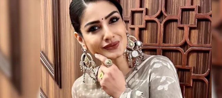 'Don't push me...', Raveena Tandon surrounded by crowd