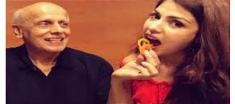 Rhea Chakraborty,Mahesh Bhatt reason for breakup!!
