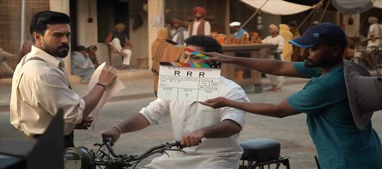 RRR: బిహైండ్ అండ్ బియాండ్.. ఫ్యాన్స్ కు బిగ్ షాక్..!