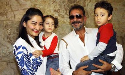 'It's Family time' for Sanjay Dutt
