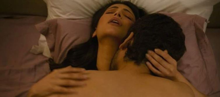 Shruti Haasan Hot Scene Clip from Web Series Goes Viral